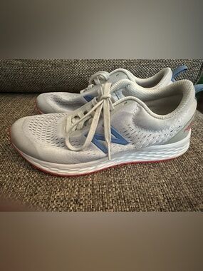 New Balance Light Gray & Blue Athletic Shoes